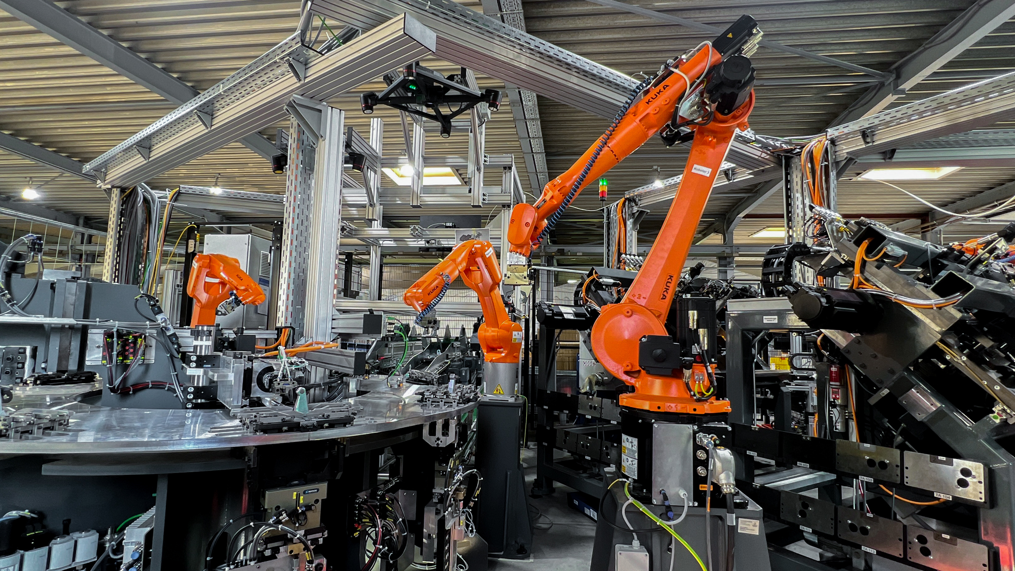 Effizienter, präziser, intelligenter: Wie Sensoren, Vision Systeme und Robotik die Industrie vorantreiben
